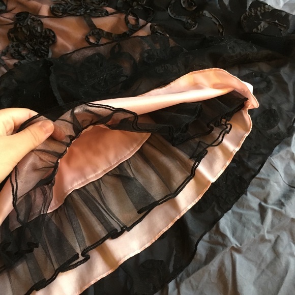 Gorgeous Cocktail Dress Size S - Picture 3 of 7